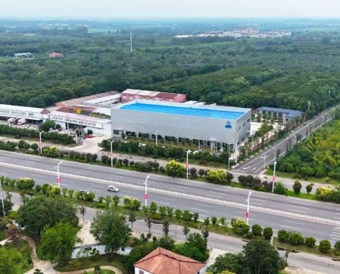腊梅园坐落在中国花木第一县——鄢陵